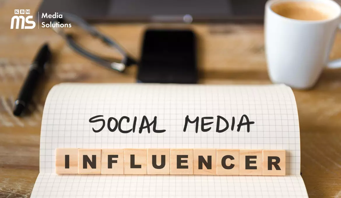 how-to-become-social-media-influencer-and-make-money